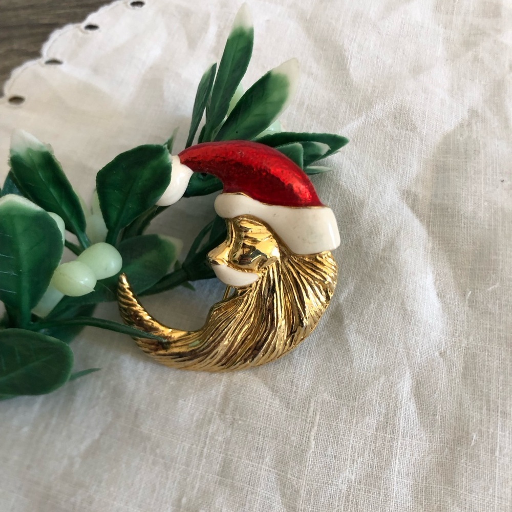Vtg AAi Gold Enameled Santa Moon Brooch